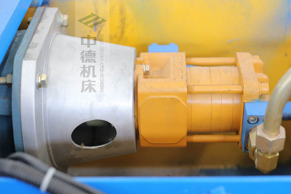 ZDPK-10032采用國內(nèi)一流品牌電機(jī)及油泵，動力強(qiáng)勁，噪音低