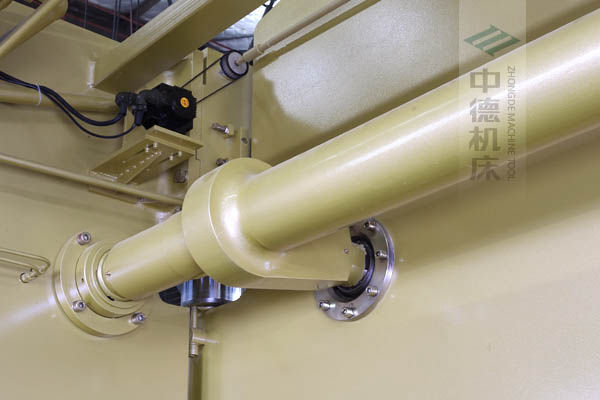 ZDP-16060高精度扭軸同步裝置，采用知名品牌關(guān)節(jié)軸承，經(jīng)久耐用.jpg